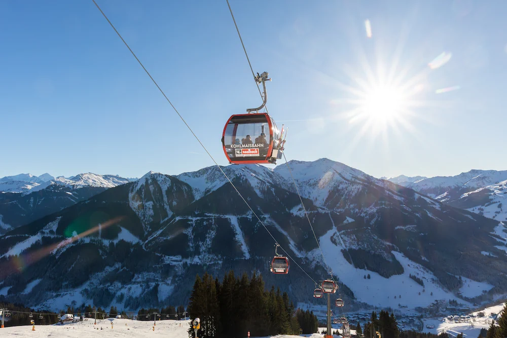 Vackra vyer fr�n gondola i Saalbach-Hinterglemm